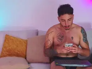 Cam4 Adult Video Chat of dylanspencer28