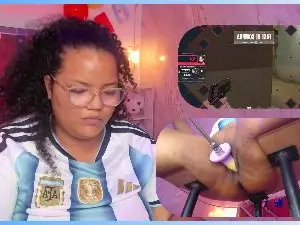Cam4 Live Porn of MhiaRey