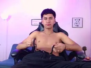Cam4 Private Sex Chat of alancum7