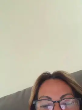 Cam4 Live Porn of Enia