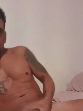 Cam4 Free Live Porn of Corbata77