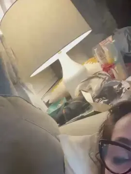 Cam4 Free Live Porn of lickmyclit7
