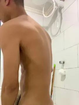 Cam4 Free Porn Cam of lucas7285