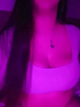 Cam4 Sex Chat of morenita_888