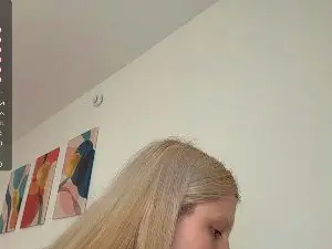 Cam4 Live Sex of LubaSikarskie