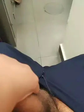 Cam4 Free Porn Cam of Leo24vrcm