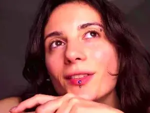 Cam4 Live Sex of DollyCavell