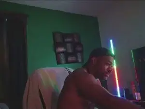 Cam4 Sex Chat of manhegotit