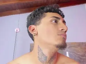 Cam4 Best live sex cam show of StrikeandSweet