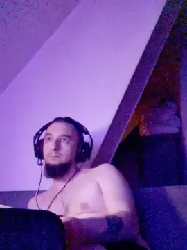 Cam4 Live Porn of Knutberserker