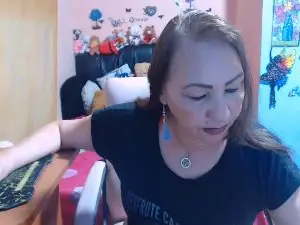 Cam4 Private Sex Chat of milfeddy_