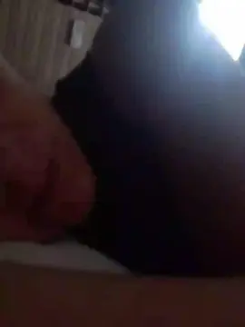 Cam4 Live Porn of Clodz