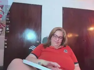 Cam4 Live Sex Cam of Kataleyamilf69_