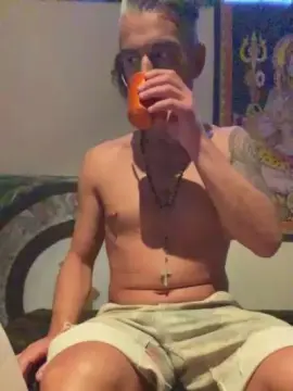 Cam4 Live Sex of daddyblueballs