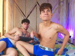 Cam4 Live Sex Cam of Twinfire_zeus