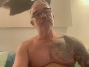 Cam4 Private Sex Chat of ericparis