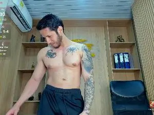 Cam4 Watch Live Sex Cams of George_Diesell