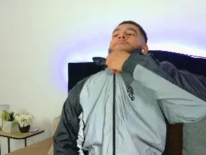 Cam4 Live Porn of ander_montoya