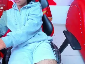 Cam4 Free Live Porn of alex_474