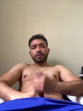Cam4 Watch Live Sex Cams of Luisfer98