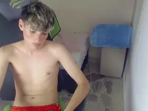 Cam4 Free Live Porn of Pablito_junior