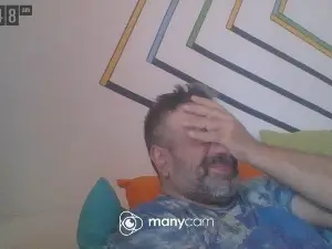 Cam4 Adult Video Chat of benenzo