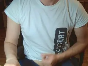 Cam4 Adult Webcam of YoUnGbOy2018