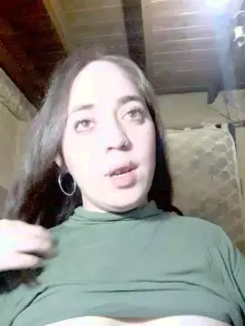 Cam4 Free Live Porn of luney5