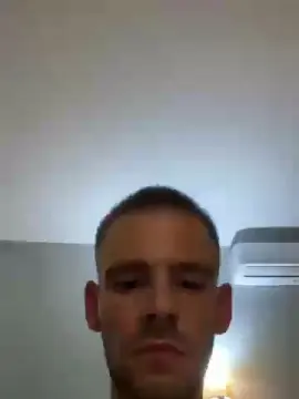Cam4 Free Live Porn of Elreydelmanbo