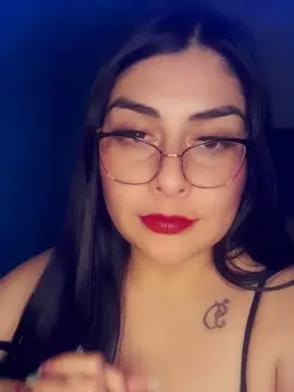 Cam4 Live Porn of Camiikalifha