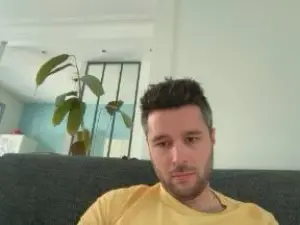 Cam4 Live Porn of jules_demastre