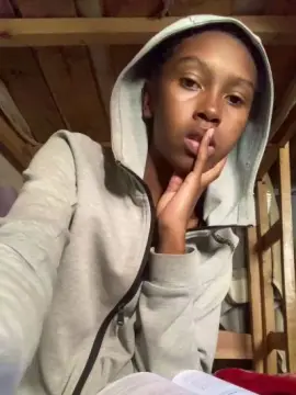 Cam4 Live Porn of Laralapute