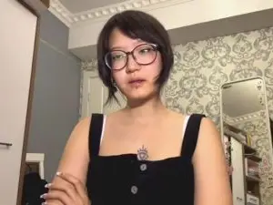 Cam4 Live Porn of AngelenaGurry