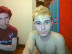 Cam4 Live Sex of Miloverboy