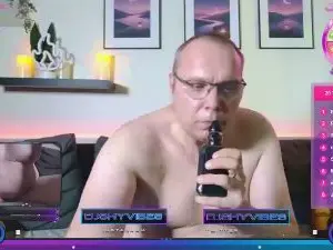 Cam4 Adult Webcams of djShyVibes