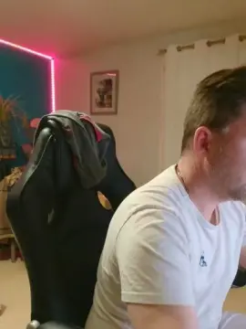 Cam4 Watch Live Sex Cams of tomsauwer