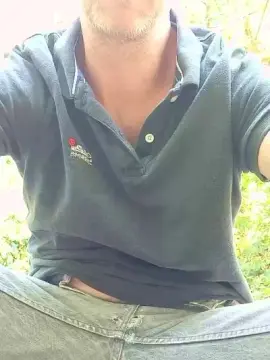 Cam4 Live Sex Cam of Trolls37