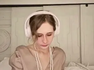 Cam4 Watch Live Sex Cams of CherrieHerem