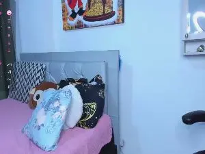 Cam4 Free Porn Cam of SharonWar1