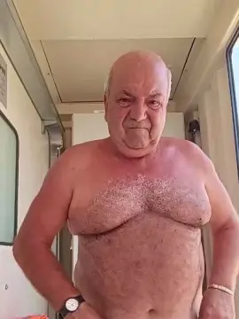 Cam4 Live Porn of minuzzo61