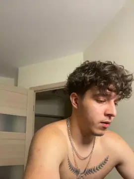 Cam4 Private Sex Chat of bravo_maestro