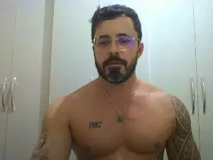 Cam4 Live Sex of Alers87