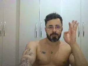 Cam4 Free Live Porn of Alers87