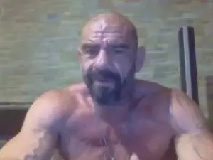 Cam4 Free Porn Cam of TomiPsexy