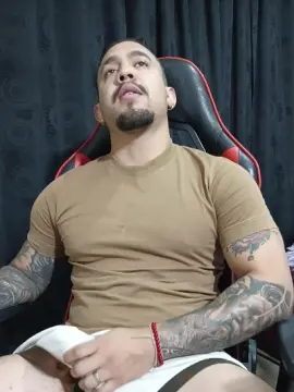 Cam4 Nude Webcam of Im_massimo777
