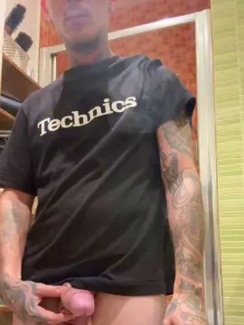 Cam4 Live Sex of Tattoo