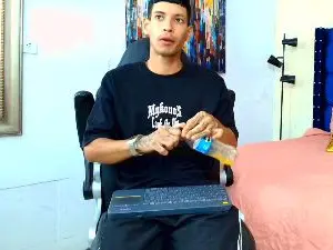 Cam4 Live Sex Cam of Angeel_hot24_