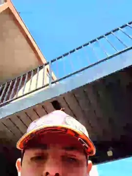 Cam4 Live Porn of Jrobredo