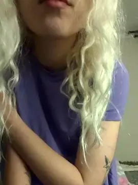 Cam4 Free Porn Cam of emi_laura