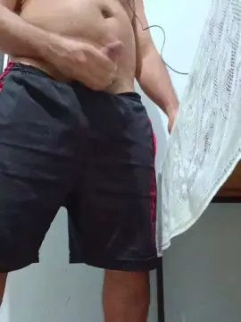 Cam4 Live Porn of Morenodiscret35